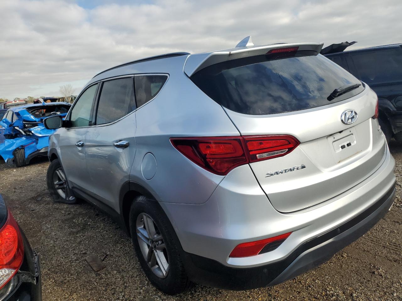 2017 Hyundai Santa Fe - Image 2