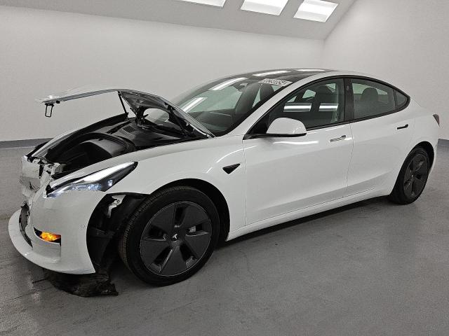  TESLA MODEL 3 2022 Білий