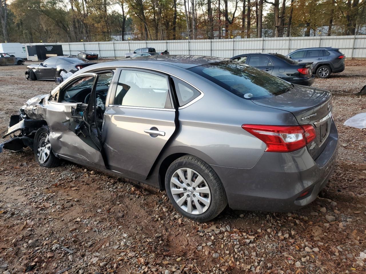 2017 Nissan Sentra - Image 2