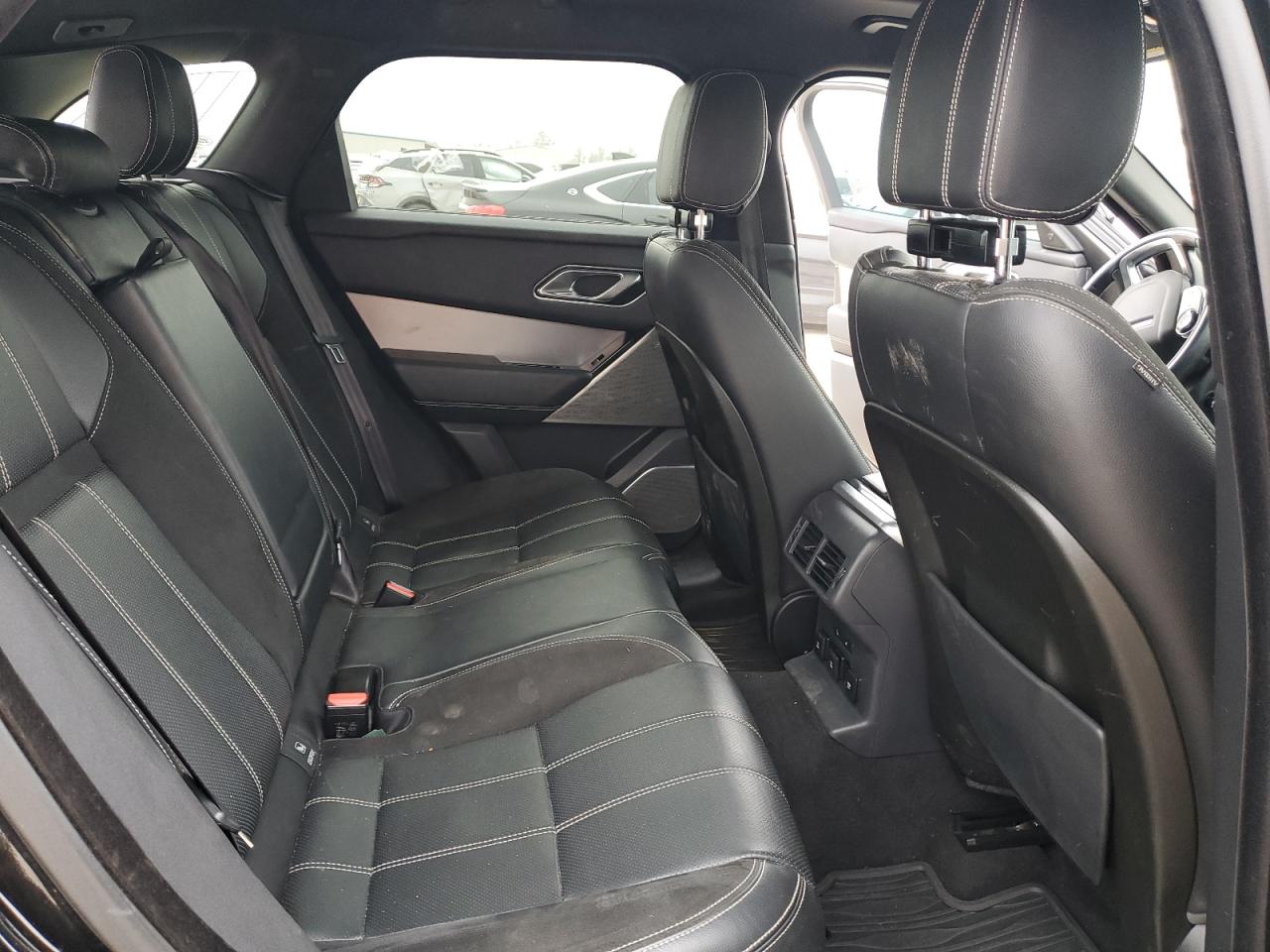 2018 Land Rover Range Rover - Image 10