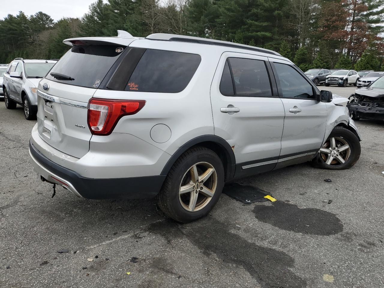 2016 Ford Explorer - Image 3