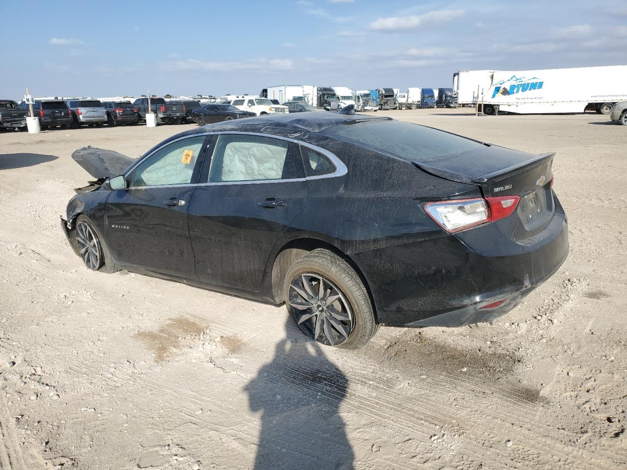 2018 Chevrolet Malibu - Image 2