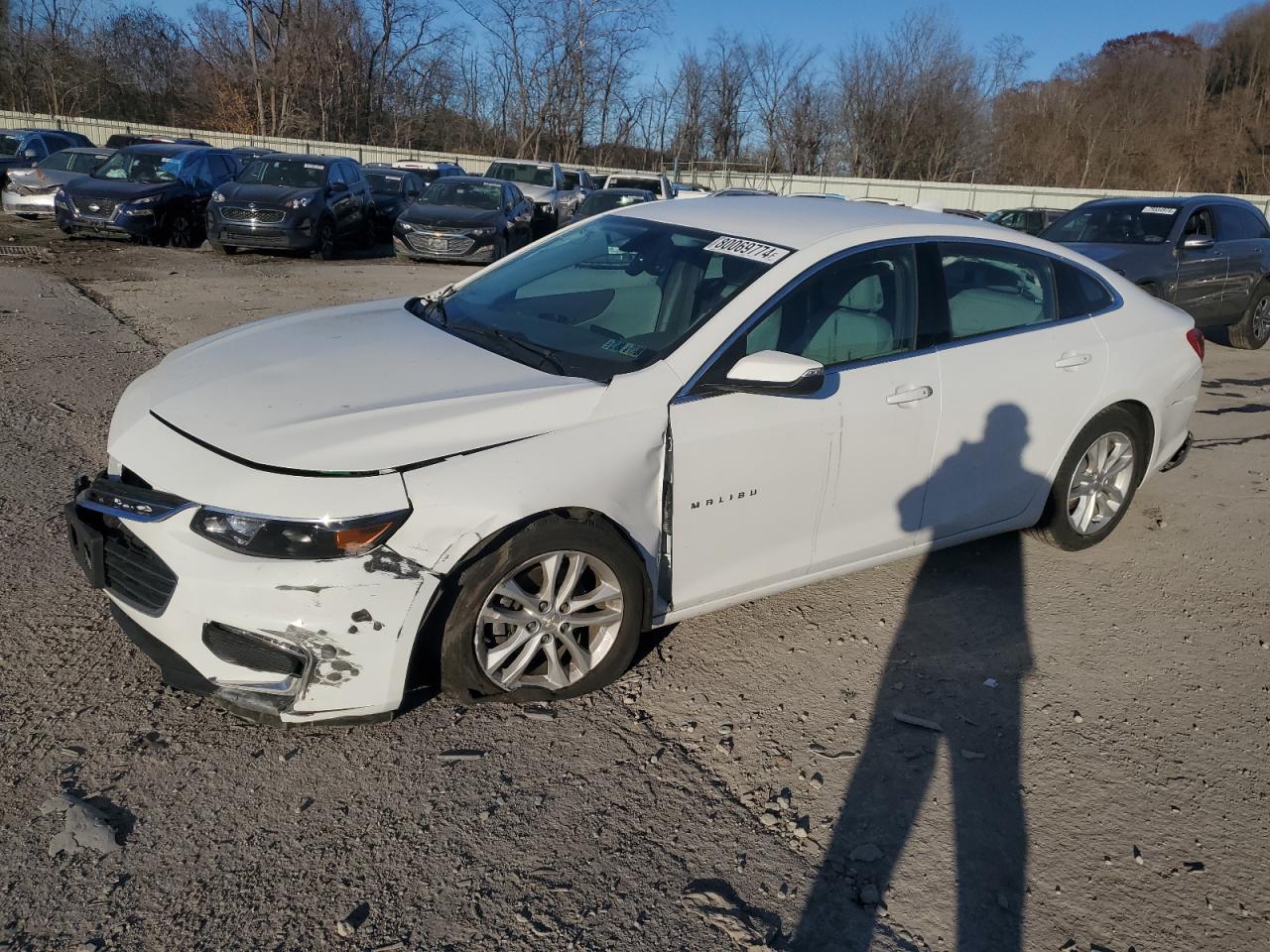 VIN 1G1ZE5ST1HF257506 2017 CHEVROLET MALIBU no.1