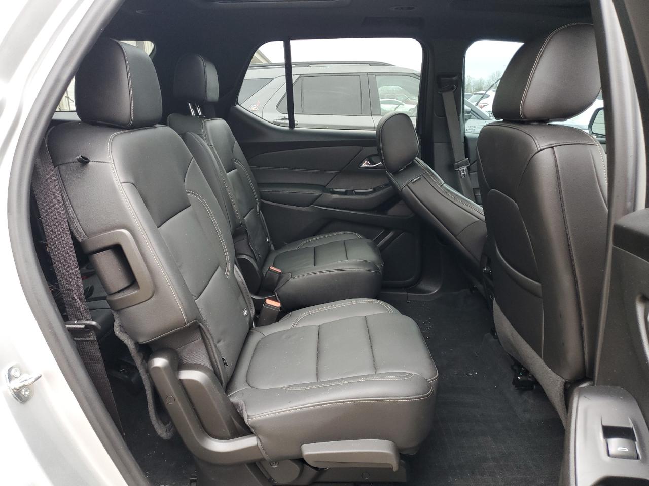 2022 Chevrolet Traverse - Image 10