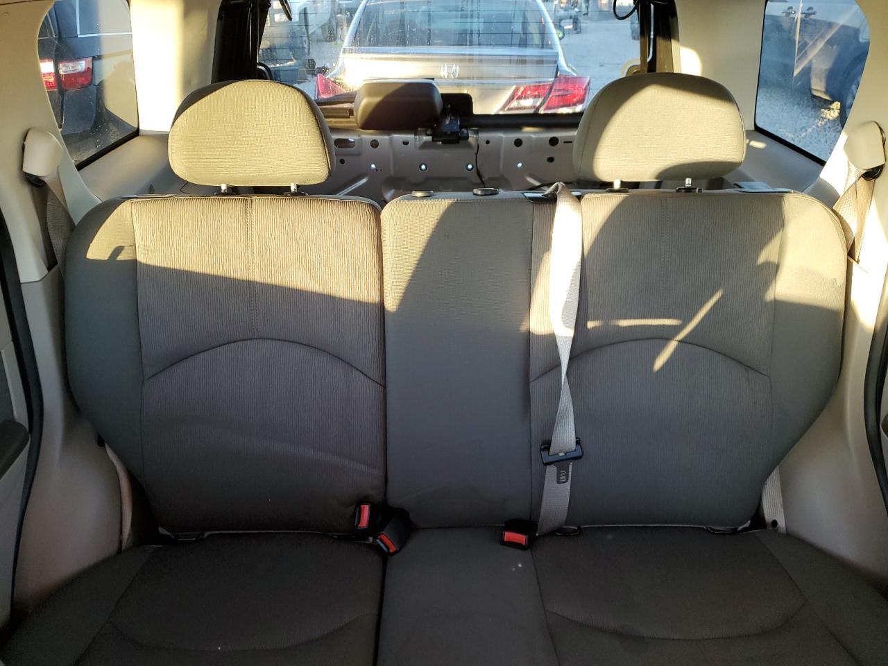 2009 Mazda Tribute - Image 10