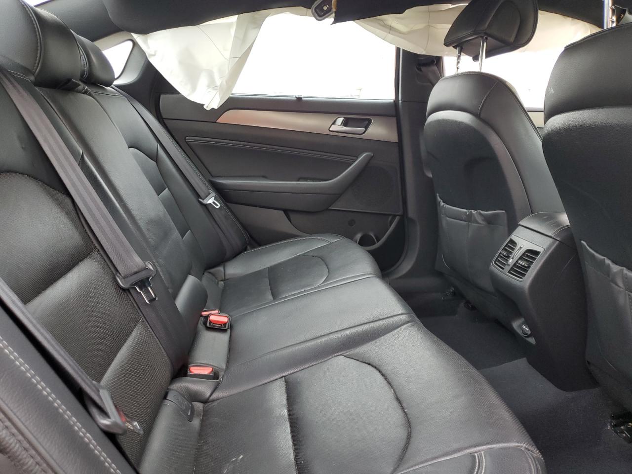 2015 Hyundai Sonata - Image 10