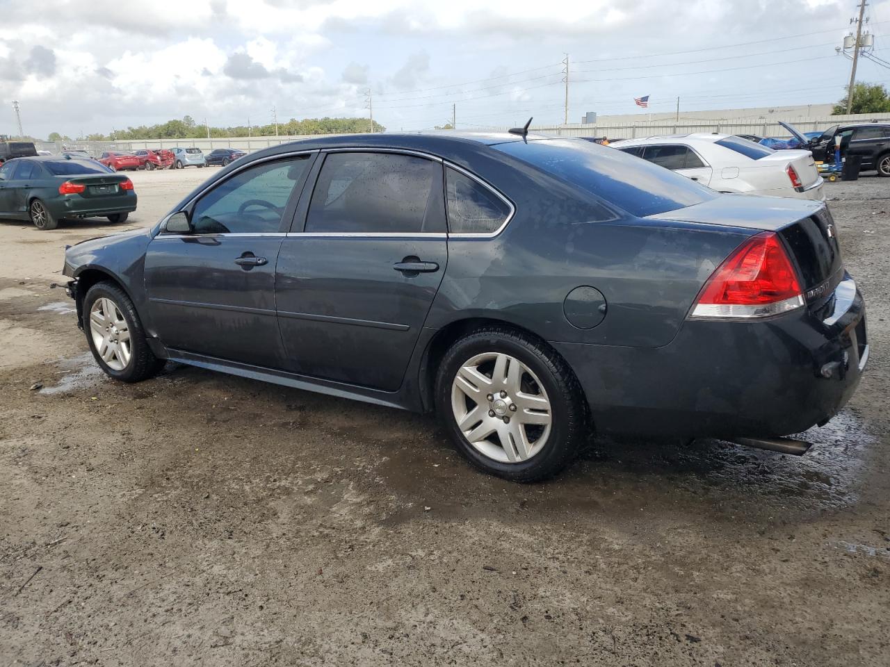 2015 Chevrolet Impala - Image 2