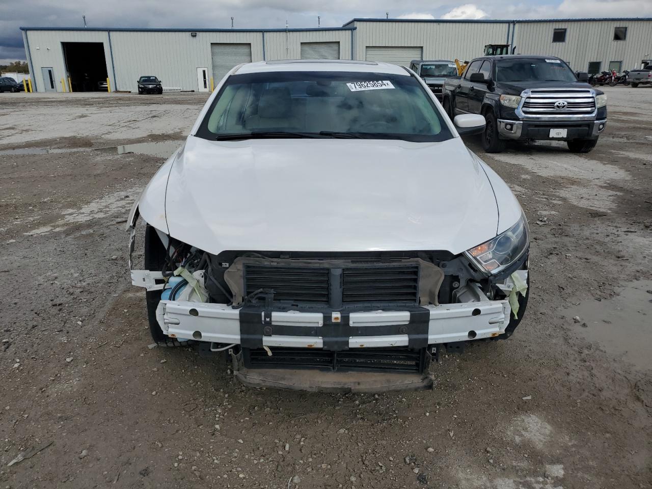 VIN 1FAHP2E87GG137565 2016 FORD TAURUS no.5