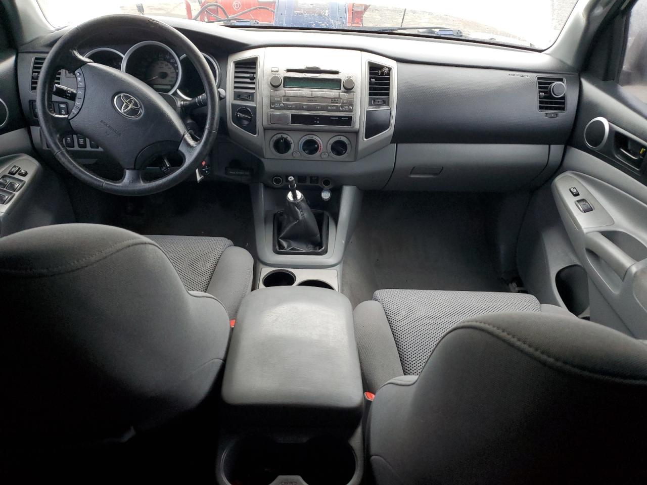 2010 Toyota Tacoma - Image 8