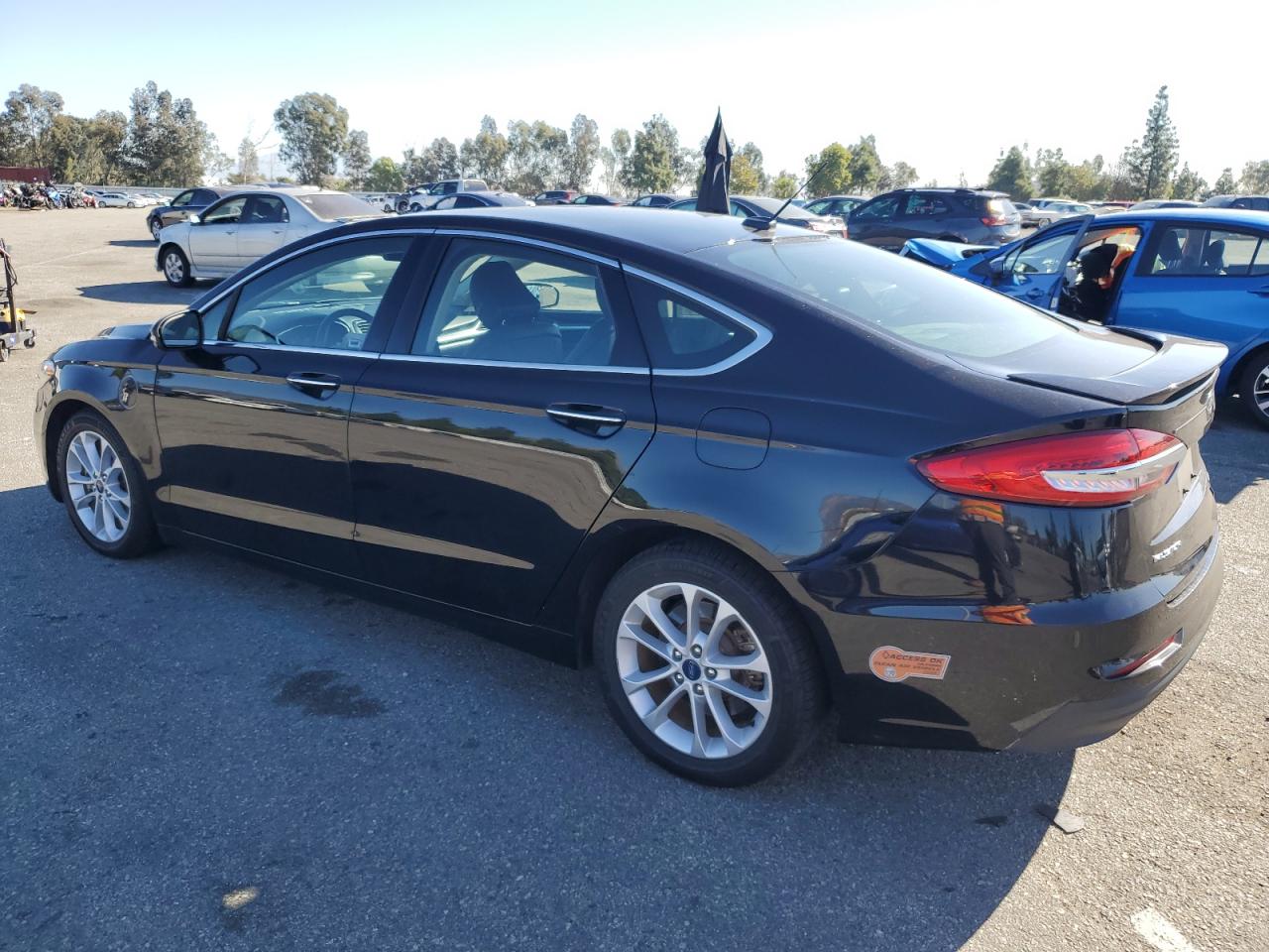 2020 Ford Fusion - Image 2