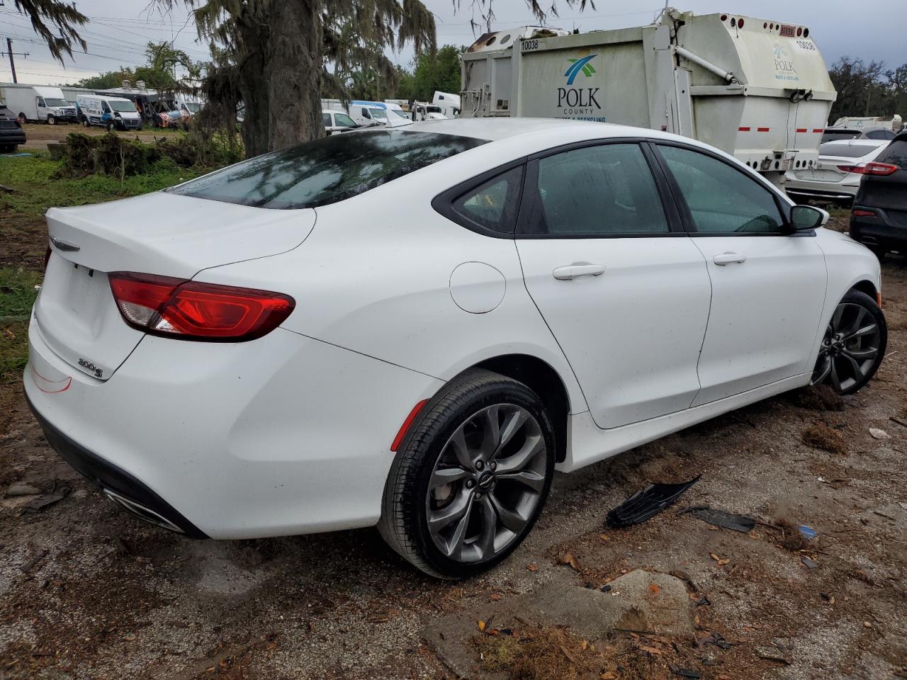 2015 Chrysler 200 S VIN: 1C3CCCDG1FN523332 Lot: 80084544