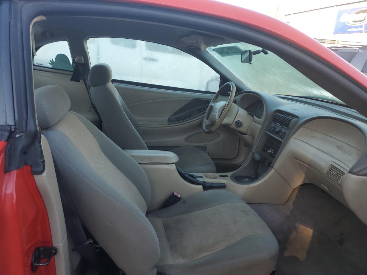 2004 Ford Mustang - Image 10