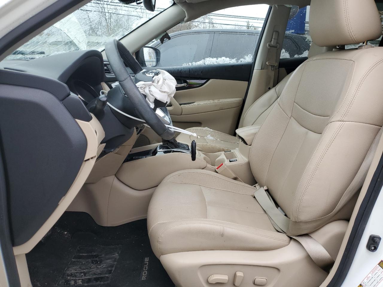2020 Nissan Rogue - Image 7
