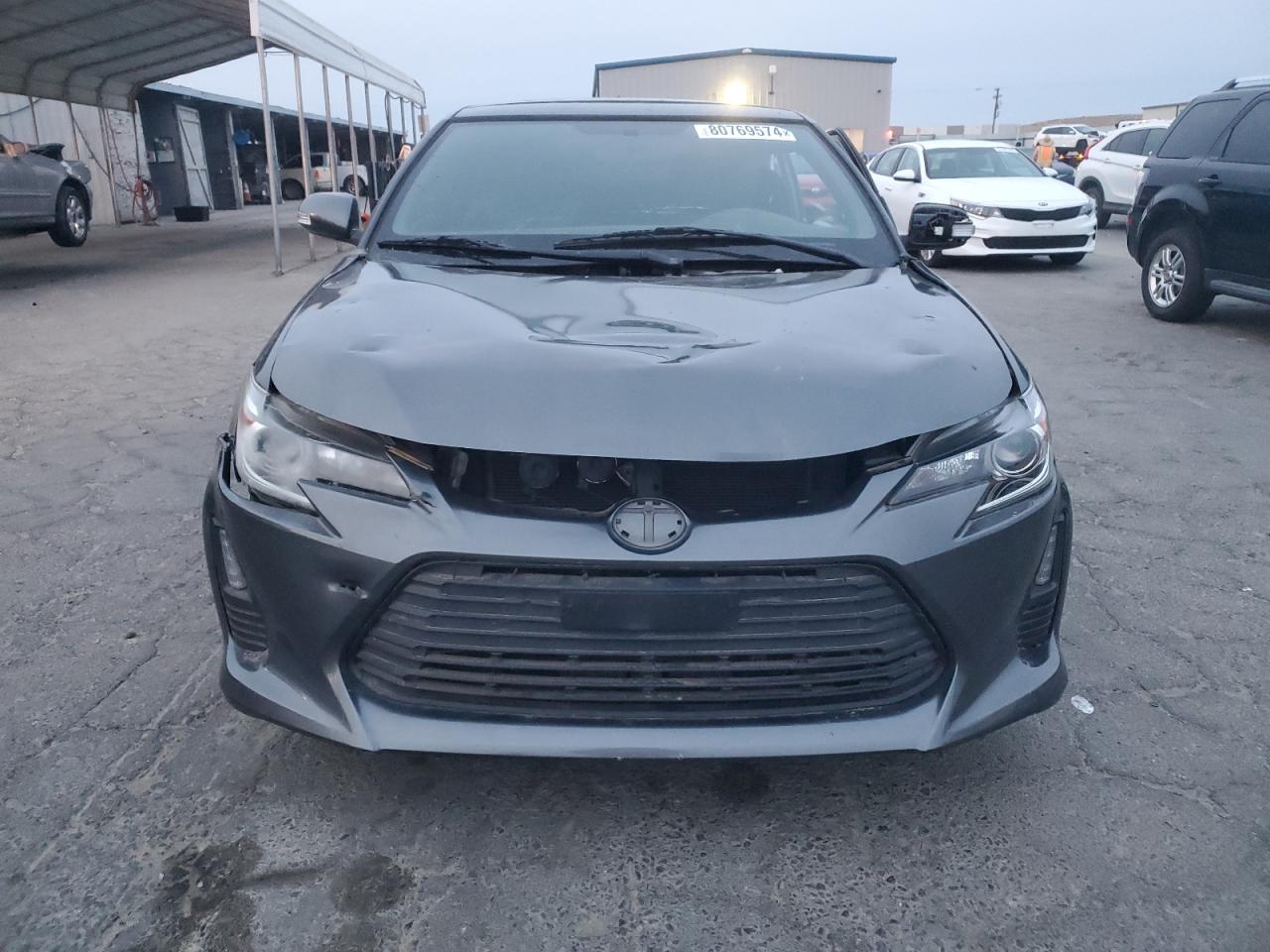 2015 Toyota tC - Image 5