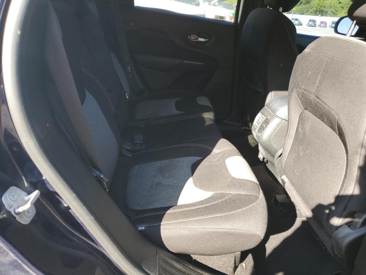 2014 Jeep Cherokee Latitude VIN: 1C4PJMCS7EW146741 Lot: 80569174