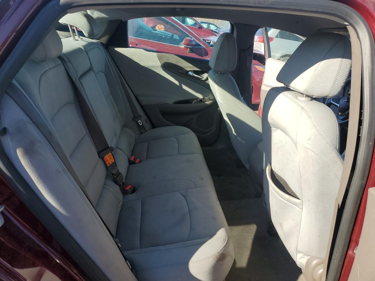 2016 Chevrolet Malibu - Image 10
