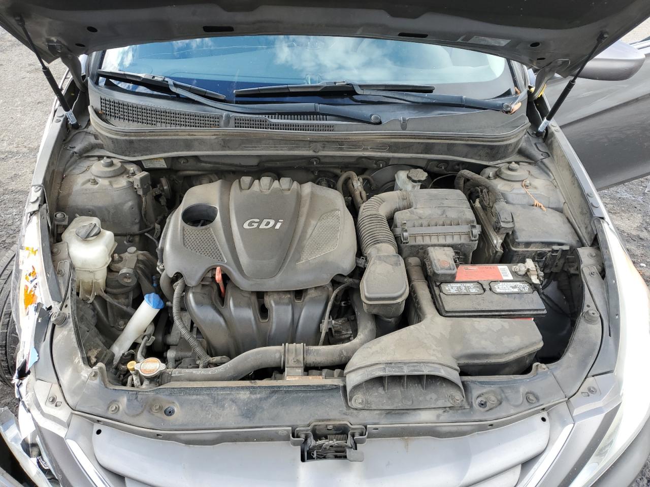 2011 Hyundai Sonata - Image 11