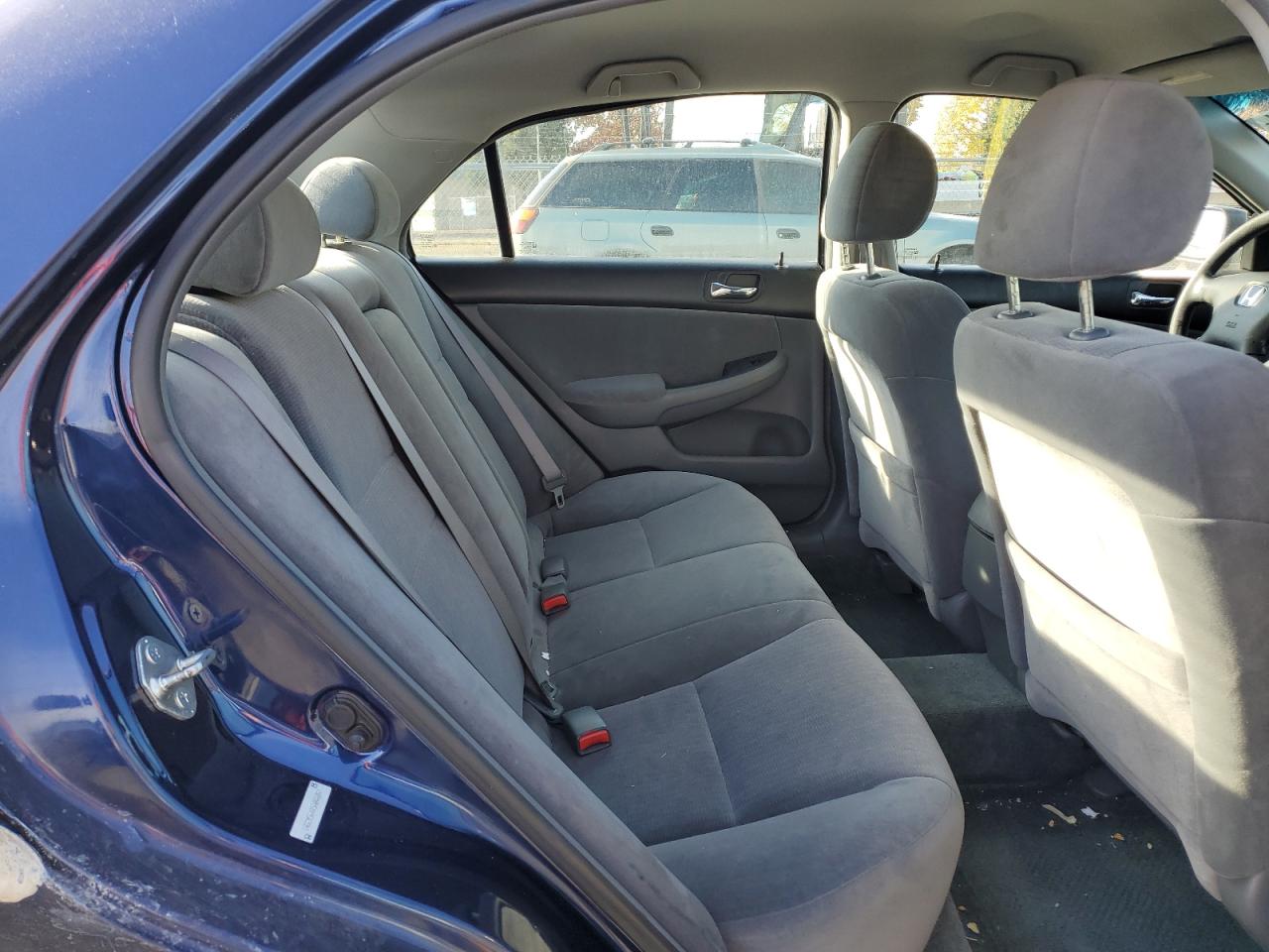 2005 Honda Accord - Image 10