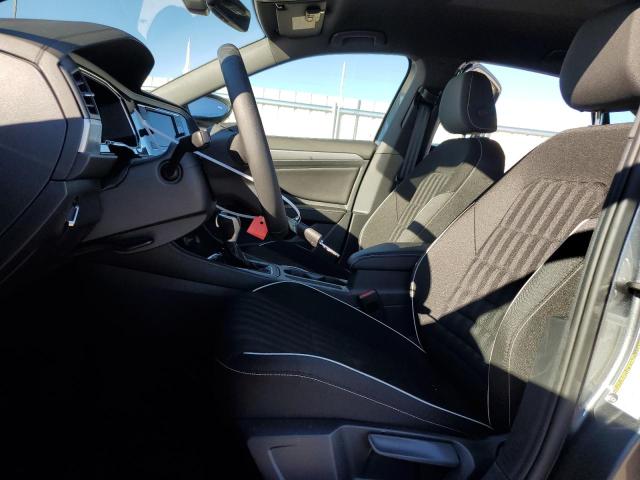  VOLKSWAGEN JETTA 2024 Szary