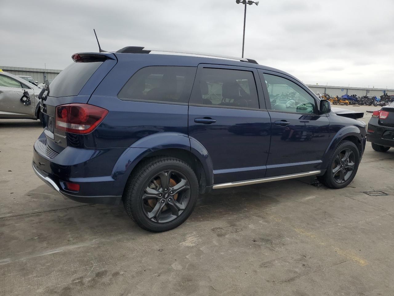 2018 Dodge Journey - Image 3