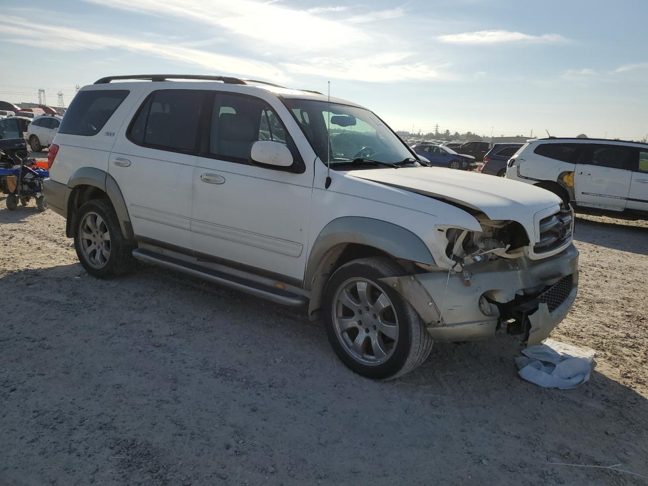 2004 Toyota Sequoia - Image 4