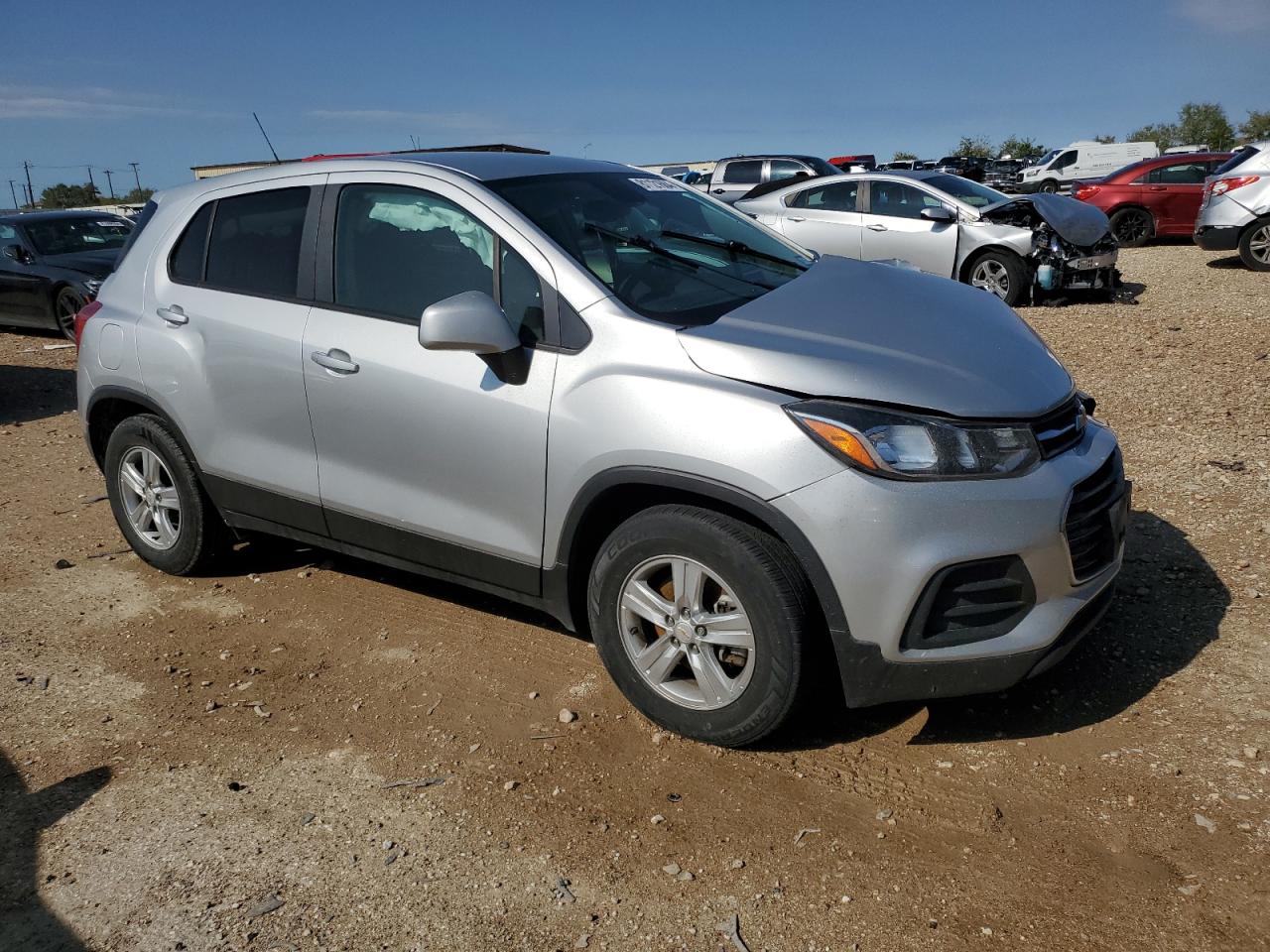 VIN KL7CJKSB4LB328791 2020 CHEVROLET TRAX no.4