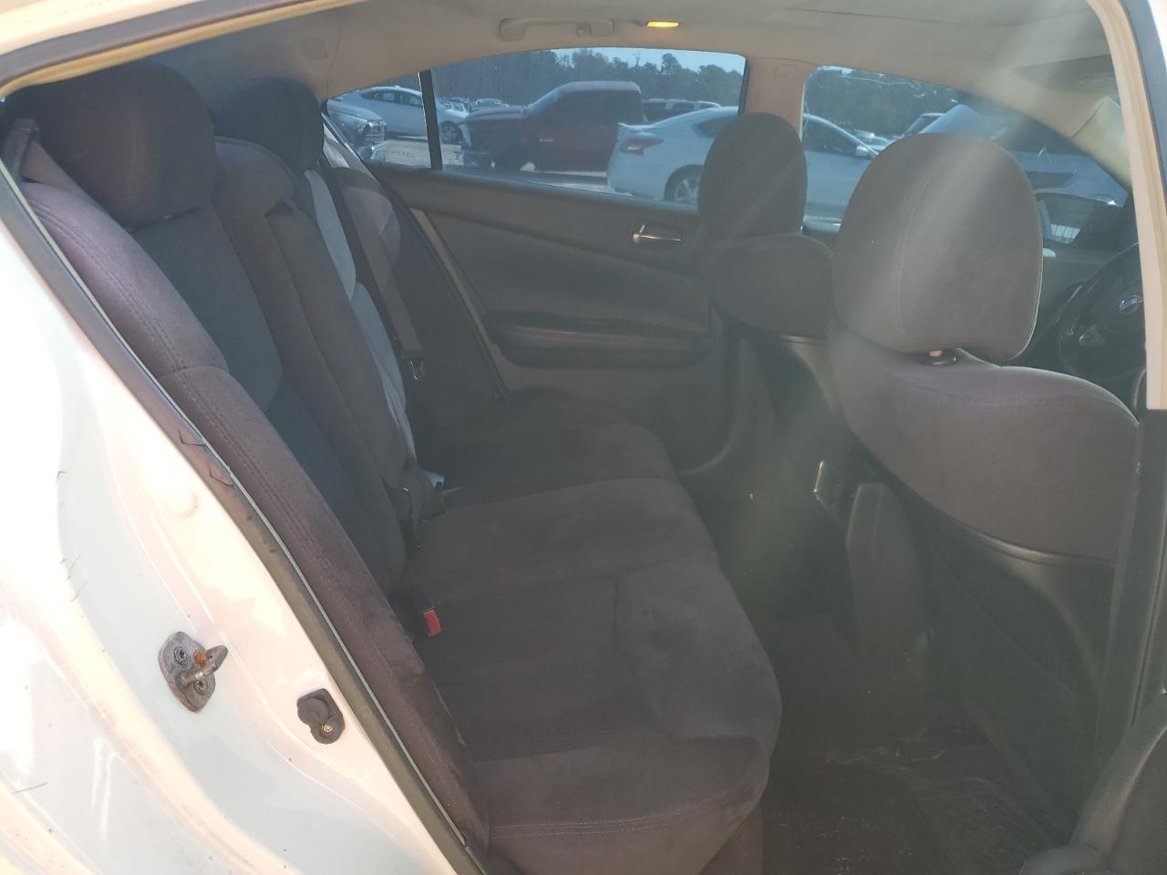 2009 Nissan Maxima - Image 10