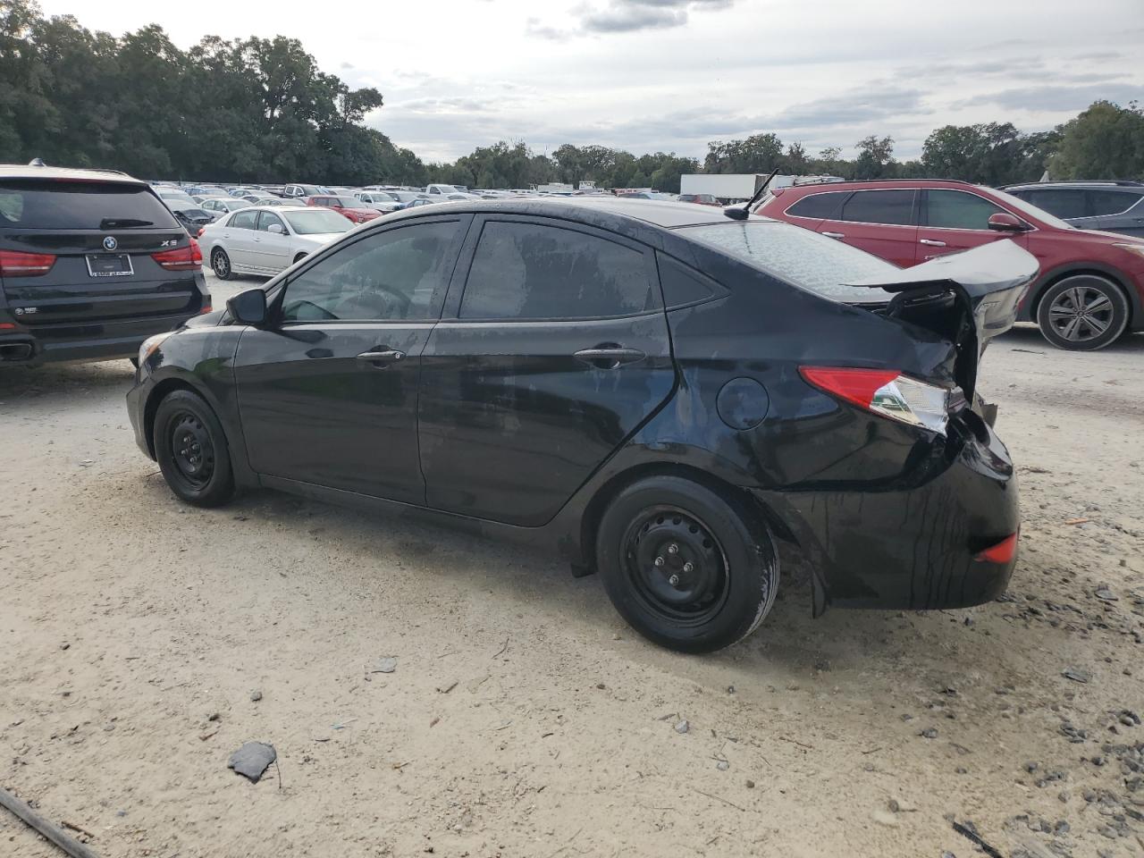 2016 Hyundai Accent - Image 2