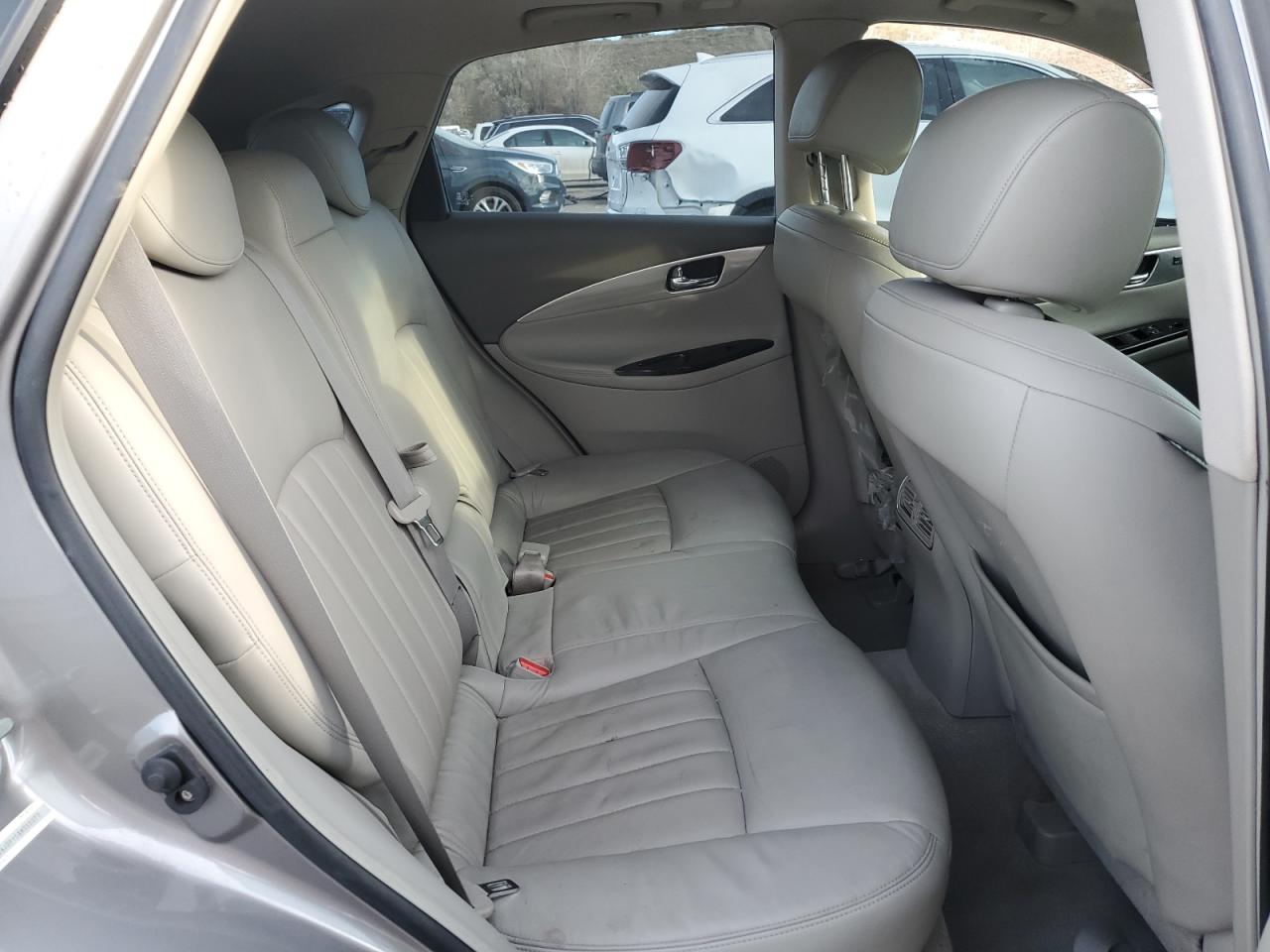 2008 Infiniti EX - Image 11
