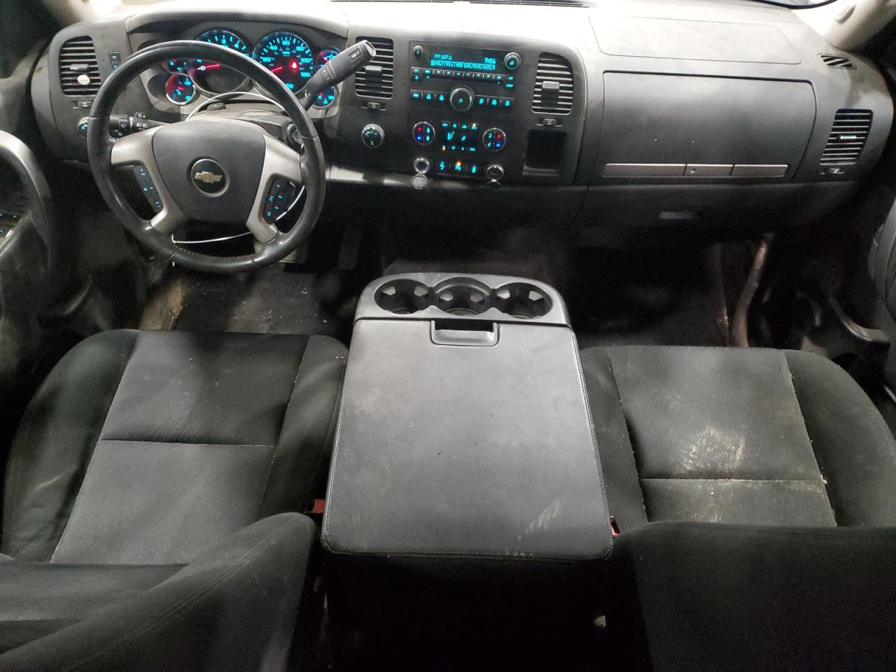 2012 Chevrolet Silverado - Image 8