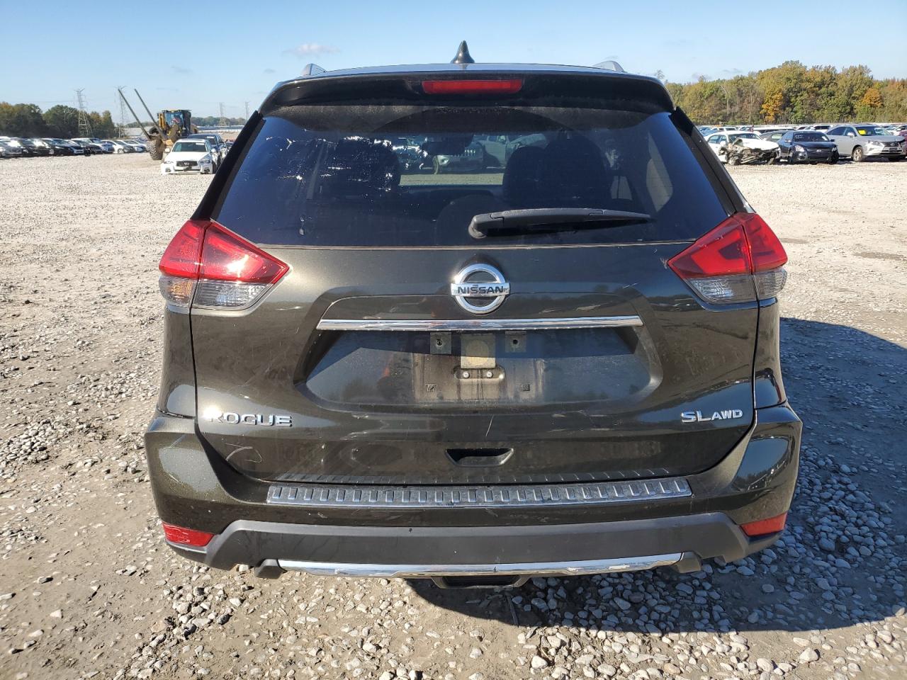 2017 Nissan Rogue S VIN: JN8AT2MV3HW001847 Lot: 80622574