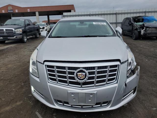  CADILLAC XTS 2015 Сріблястий