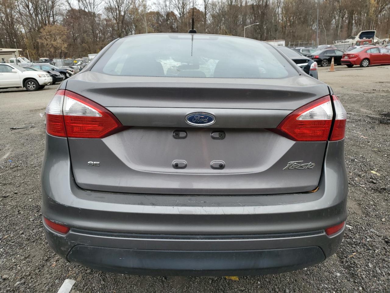 2014 Ford Fiesta - Image 6