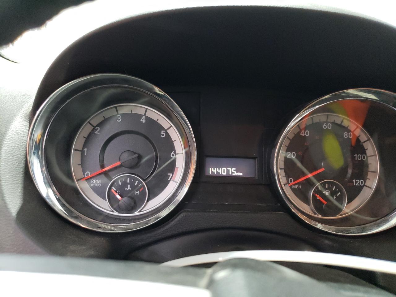 2016 Dodge Caravan - Image 9