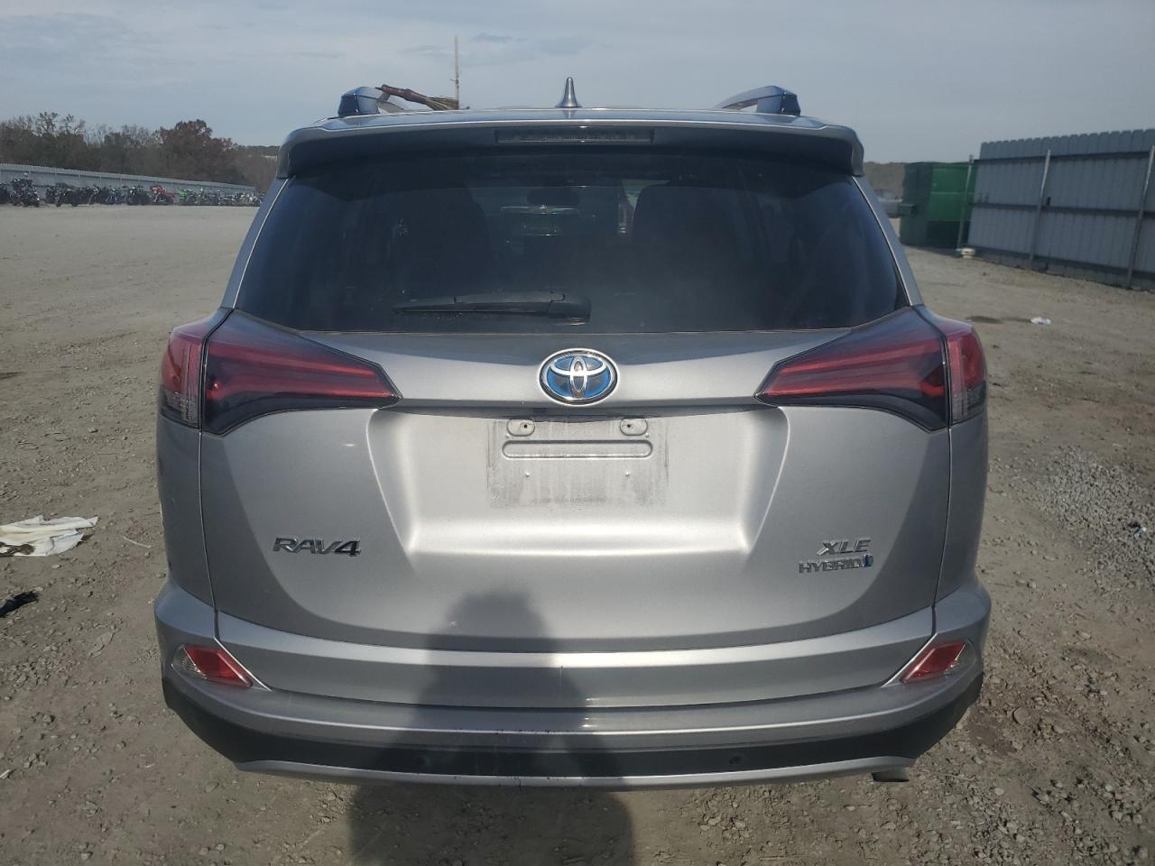 2018 Toyota Rav4 Hv Le VIN: JTMRJREV8JD239853 Lot: 80446904