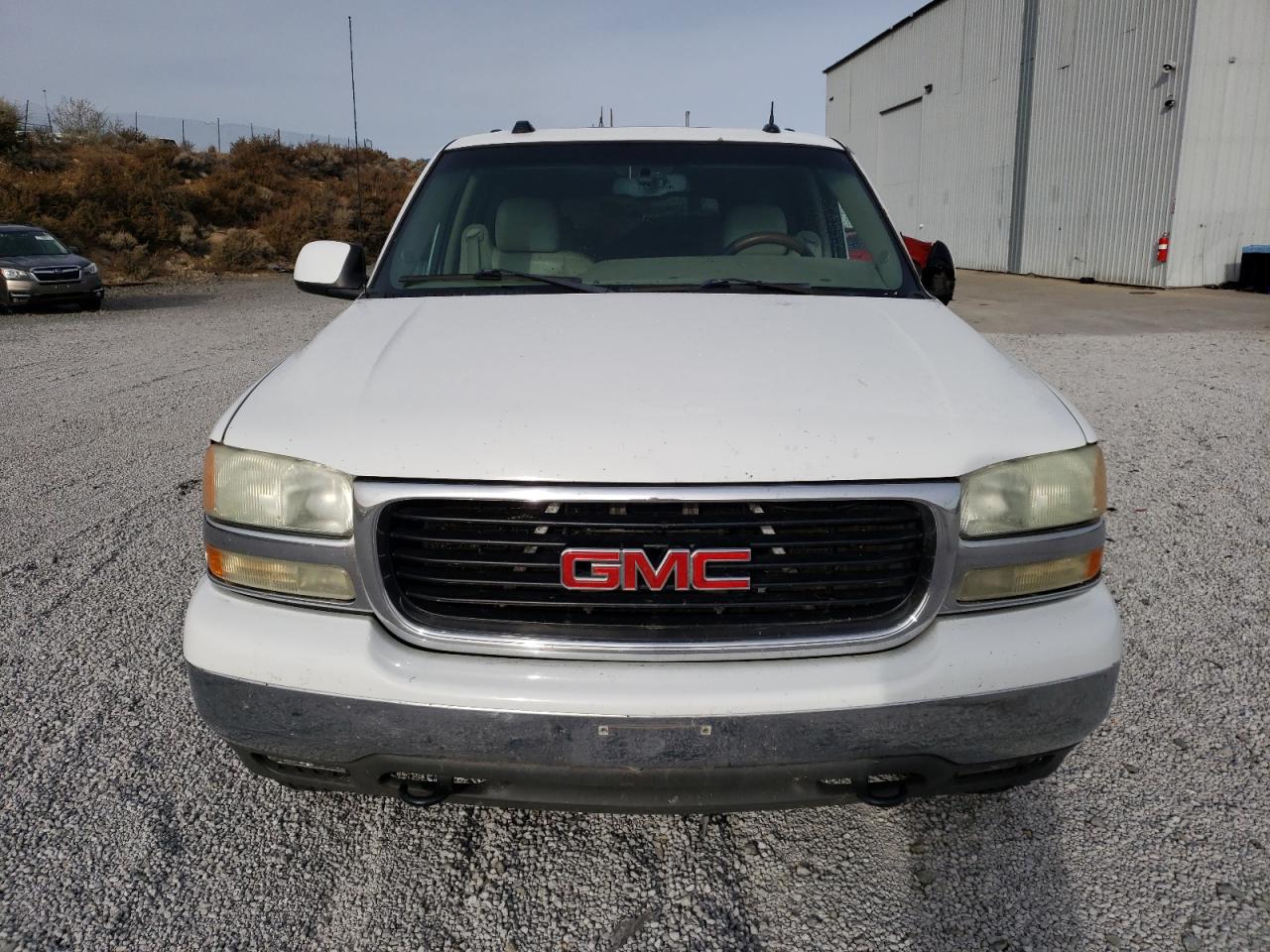 2004 GMC Yukon - Image 5