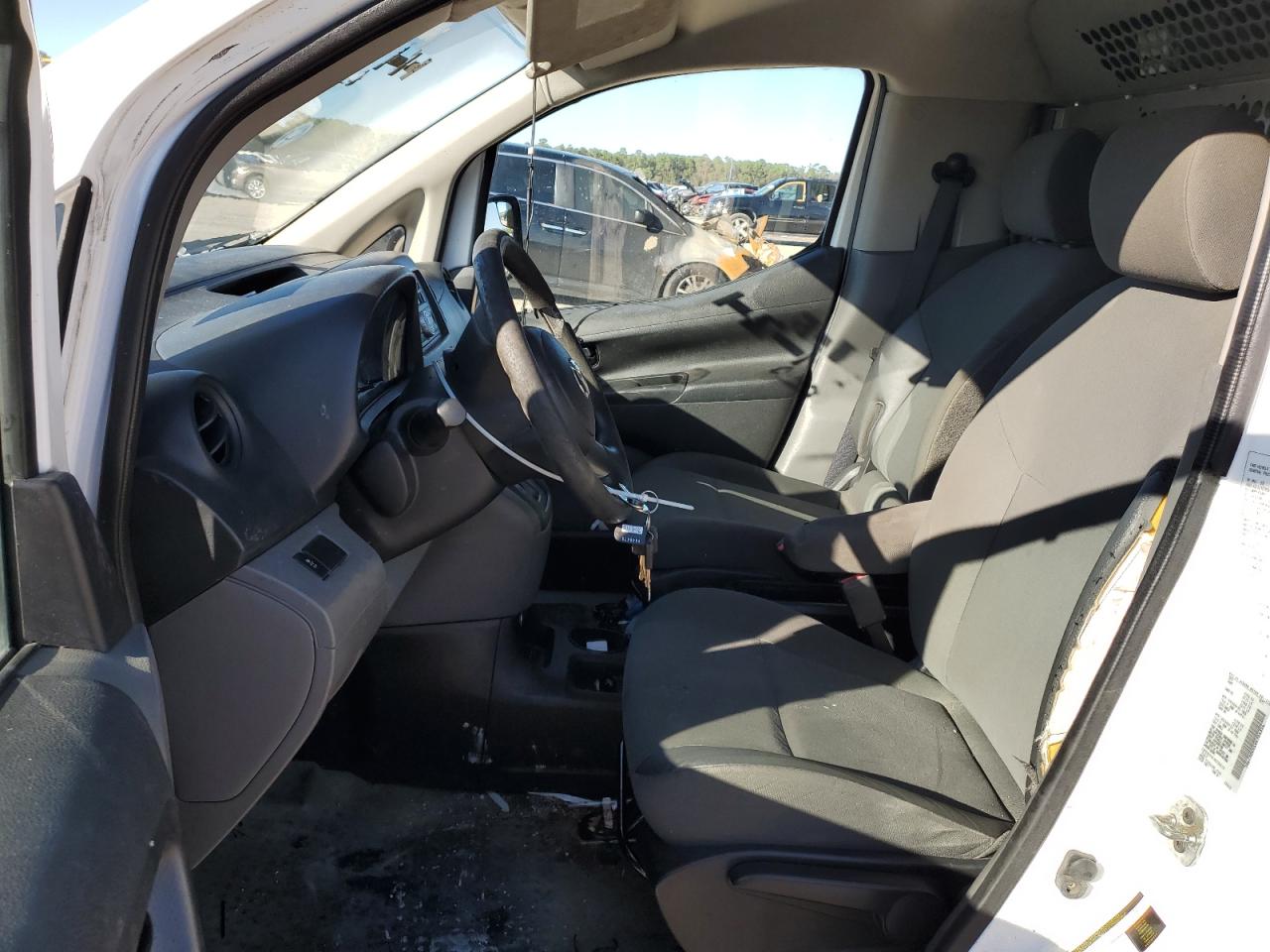 2017 Nissan NV - Image 7