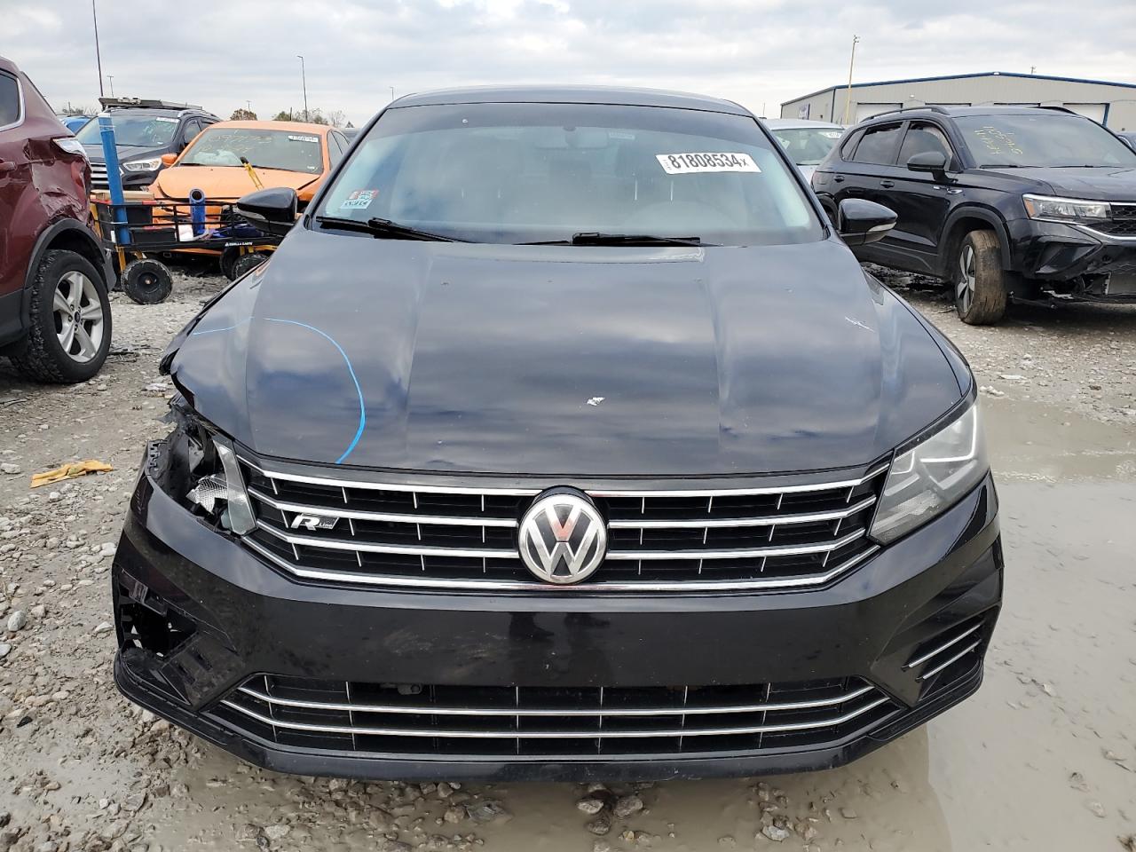 2017 Volkswagen Passat - Image 5