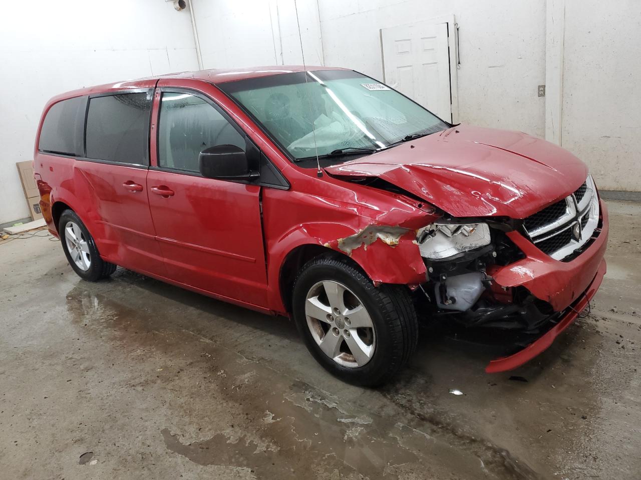 2013 Dodge Caravan - Image 4