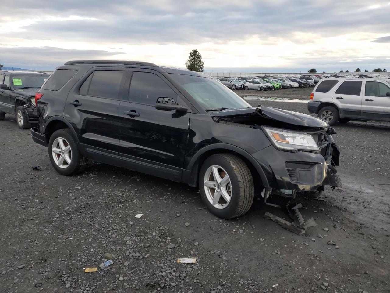 VIN 1FM5K8B82KGA64421 2019 FORD EXPLORER no.4