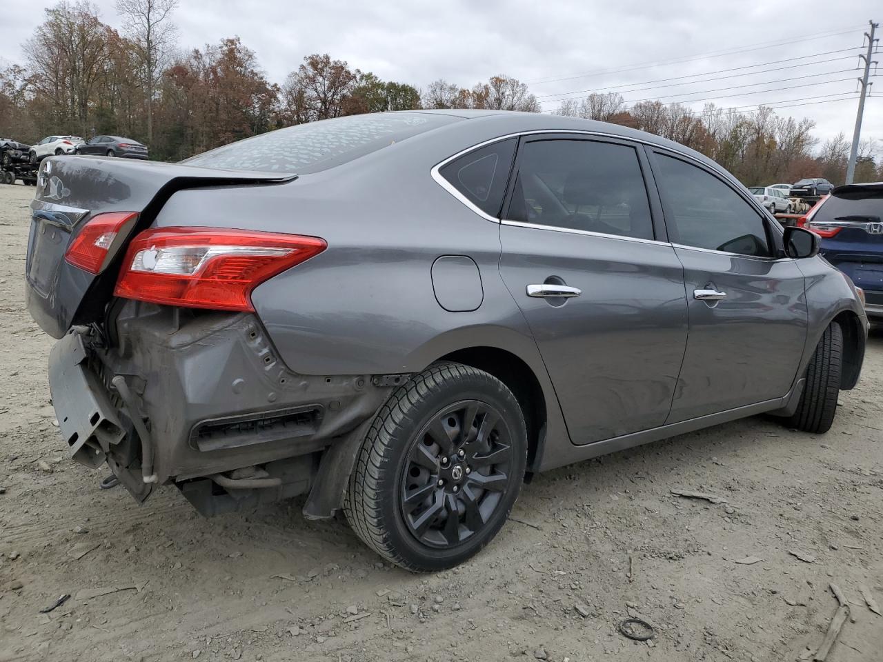 2017 Nissan Sentra - Image 3
