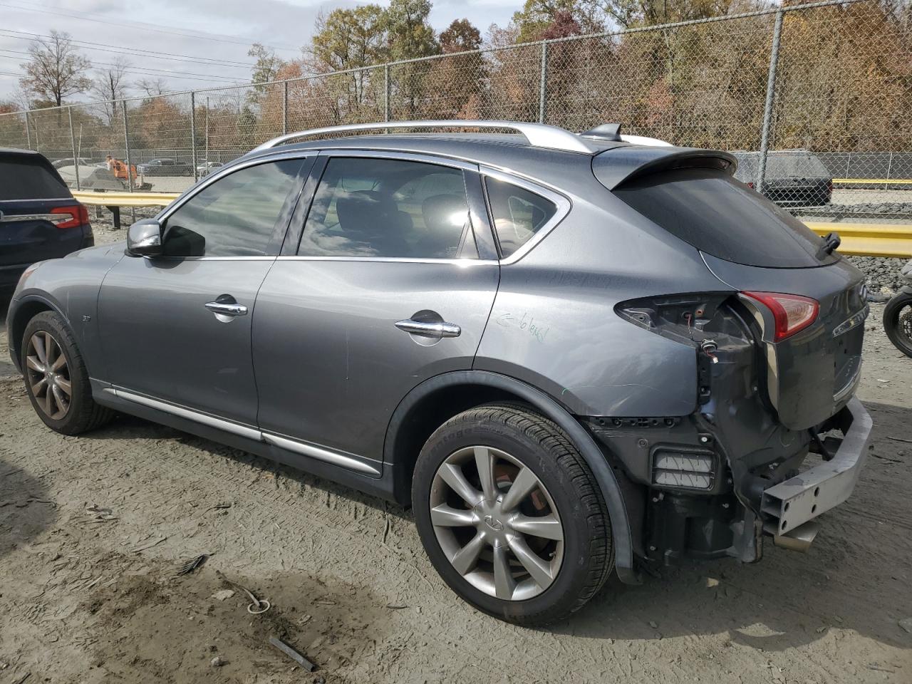 2017 Infiniti QX50 - Image 2