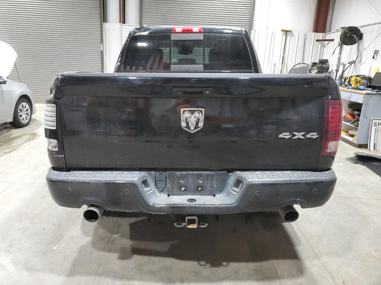 2015 RAM 1500 - Image 6