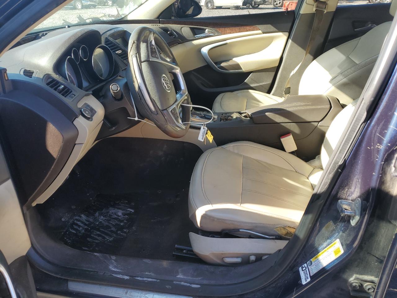 2012 Buick Regal - Image 7