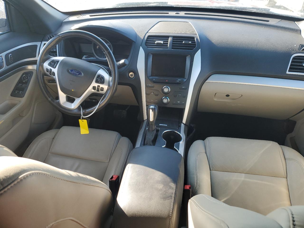 2015 Ford Explorer - Image 8