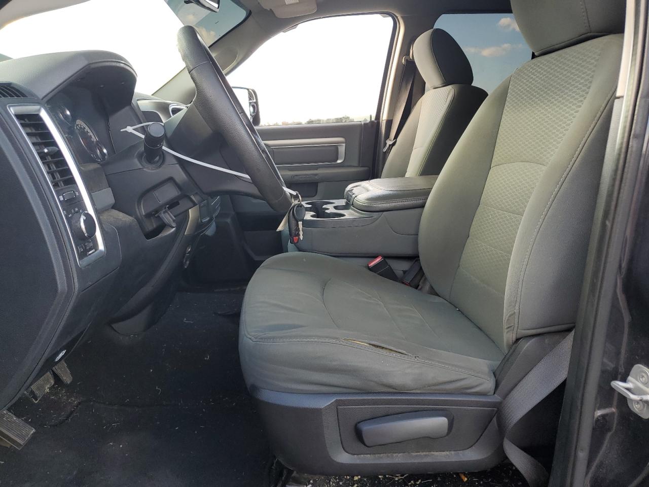 2013 RAM 1500 - Image 7