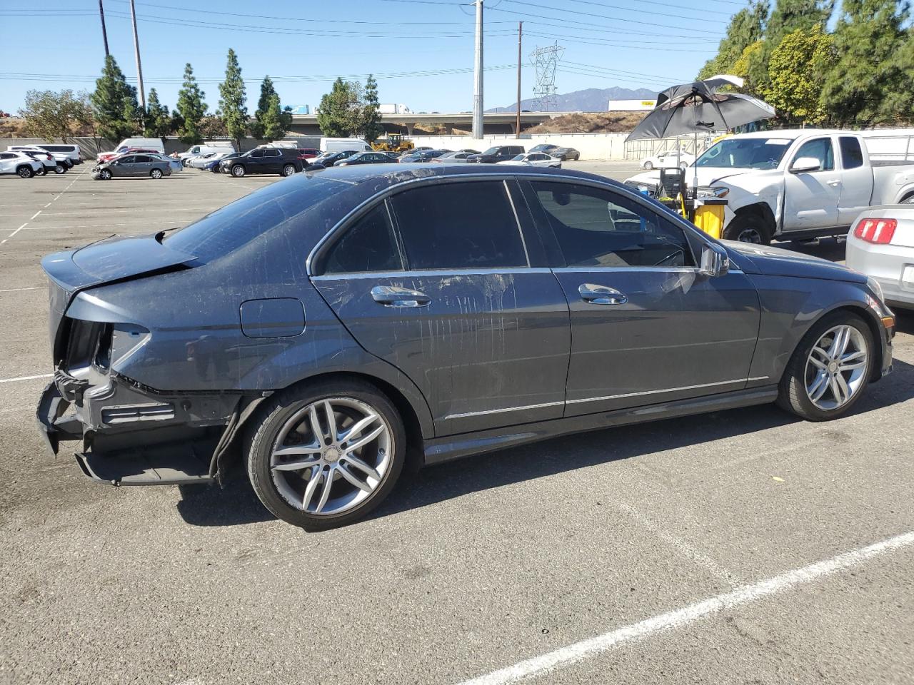 VIN WDDGF4HB2EG222148 2014 MERCEDES-BENZ C-CLASS no.3