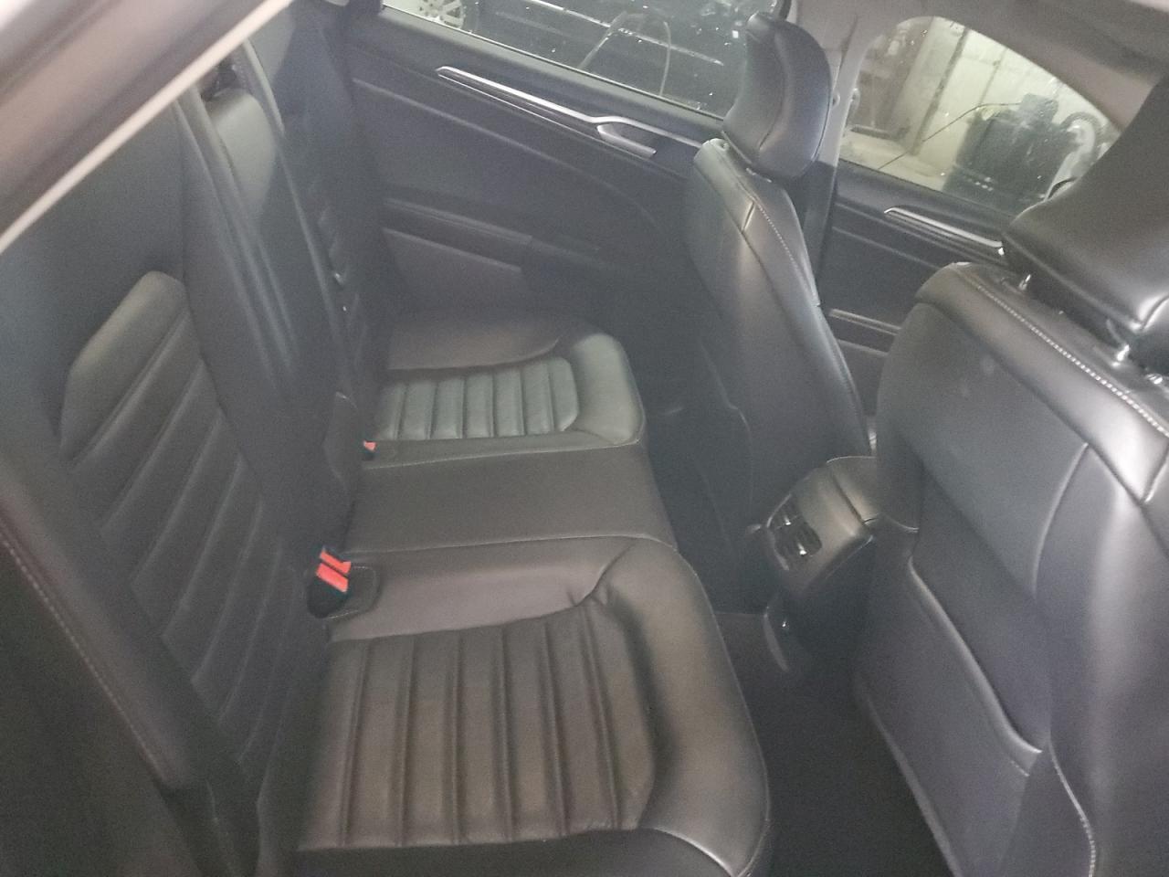 2017 Ford Fusion - Image 10