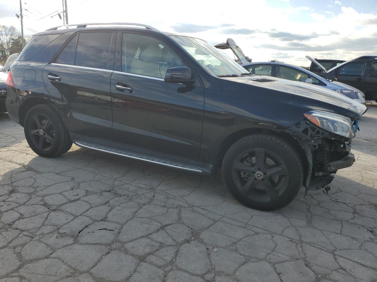 VIN 4JGDA5HB9JB004809 2018 MERCEDES-BENZ GLE-CLASS no.4