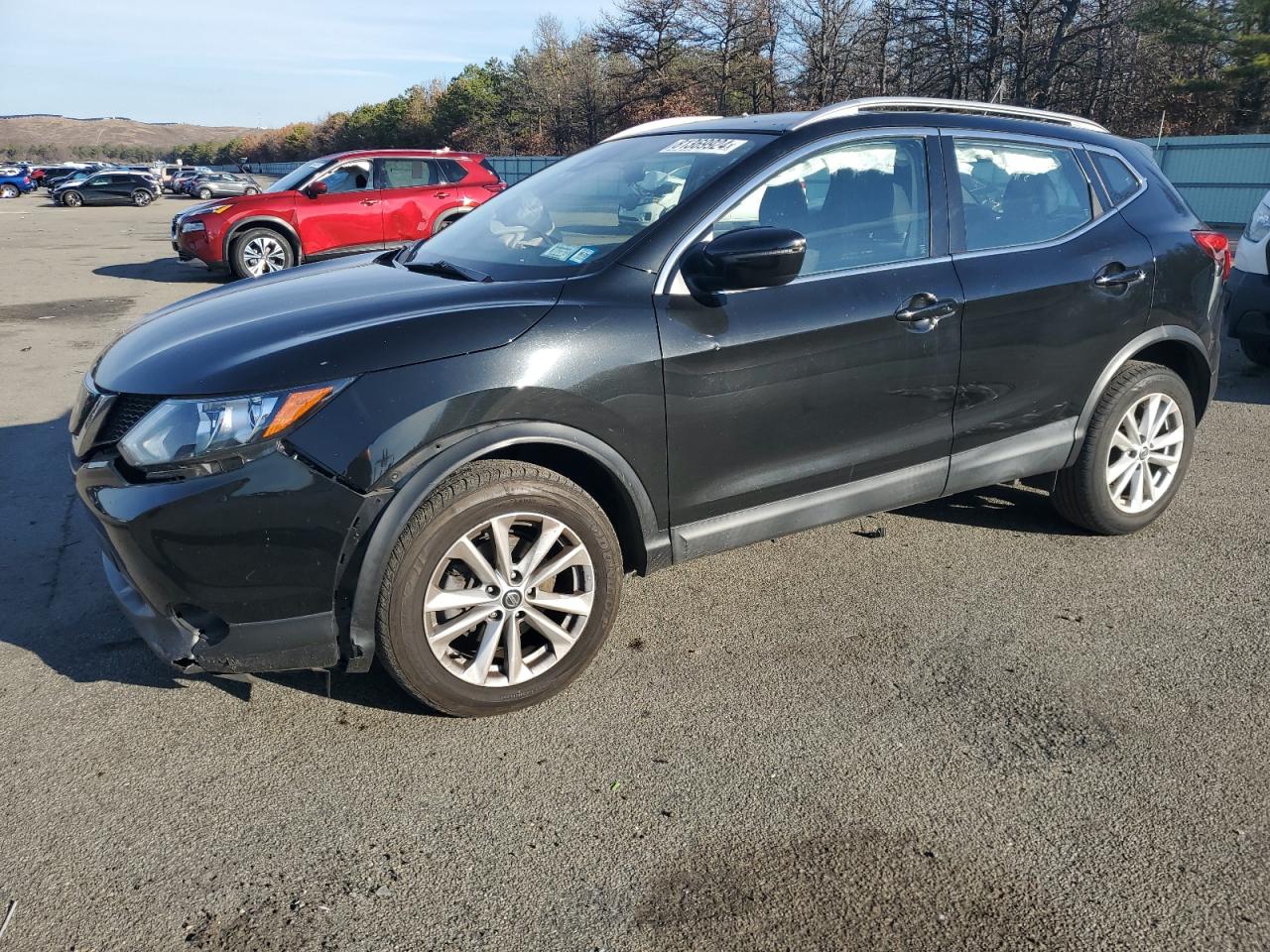 2019 Nissan Rogue - Image 1